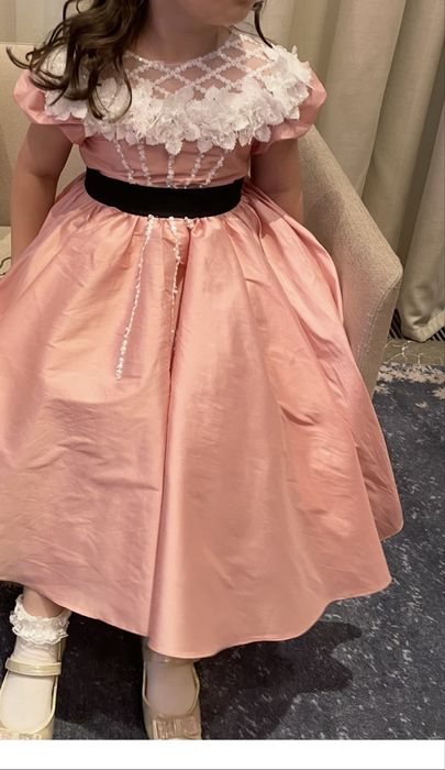 Платья нарядное для девочек Ателье Conffetti uz