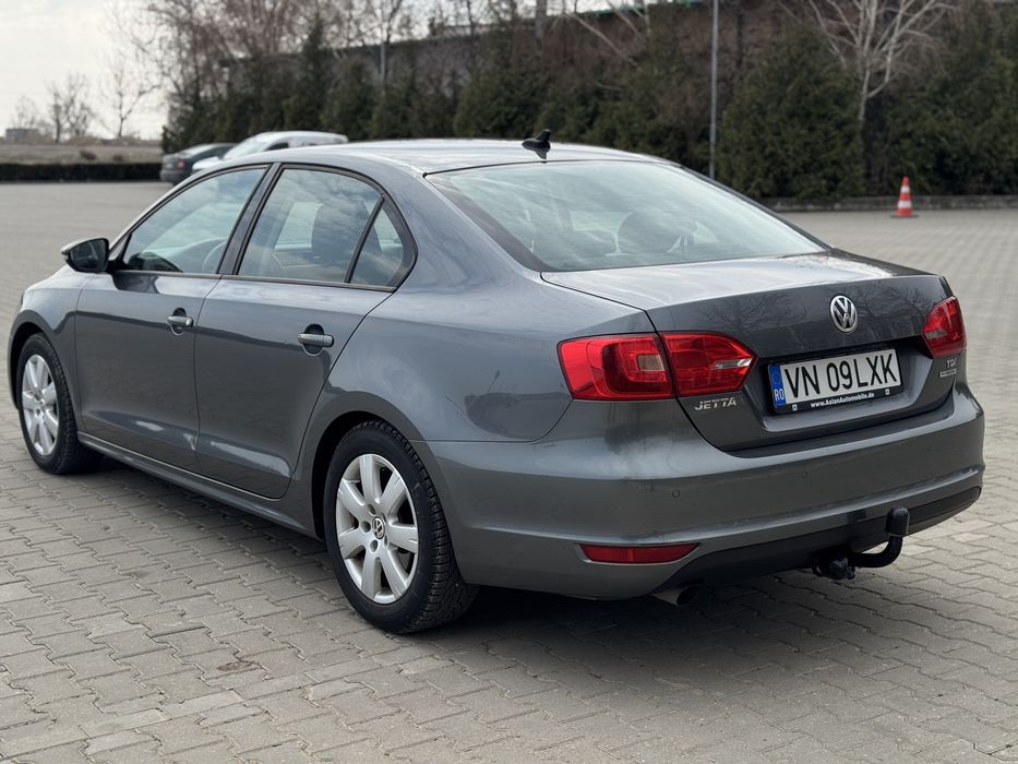 Volkswagen Jetta 1.6 Tdi Bluemotion POSIBILITATE RATE /AVANS 0