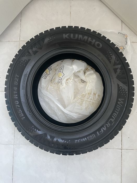 Kumho 185/70/14 шипы