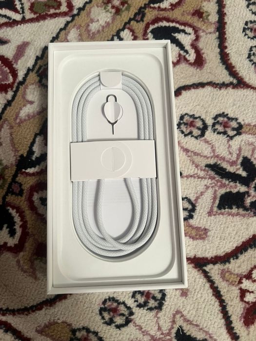 Продается Айфон 17 про 256 гб