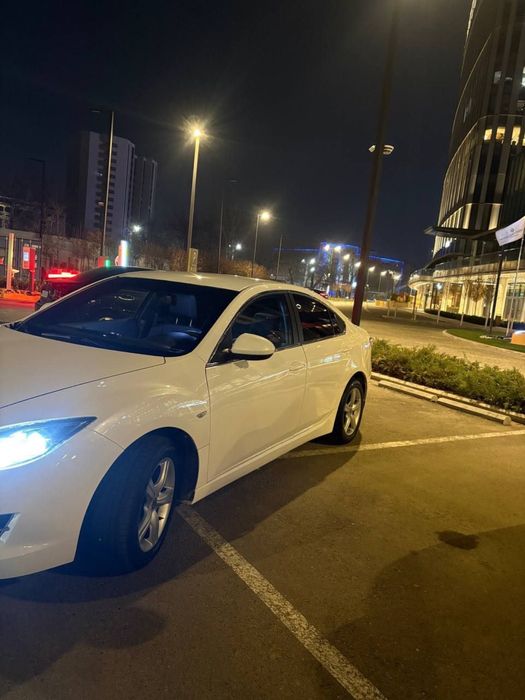 Sotiladi Mazda 6