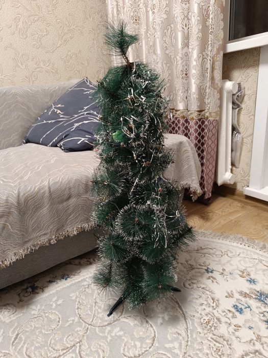 продам новогоднюю ёлку