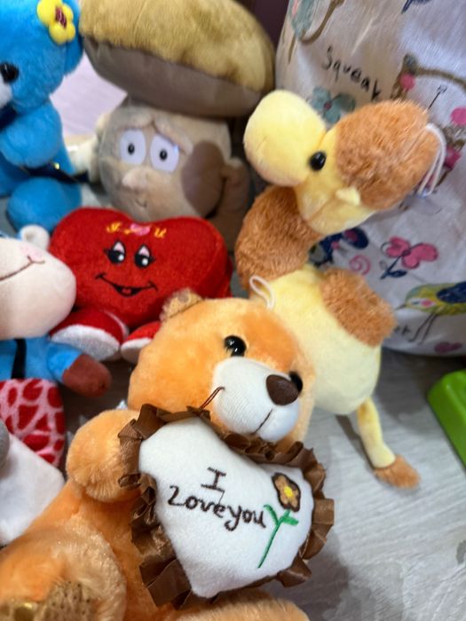 12 плюшени играчки