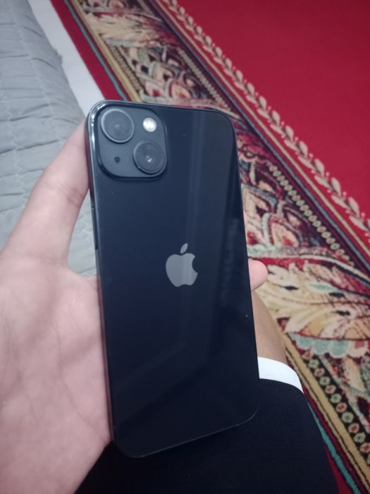 iPhone 13.   128гб