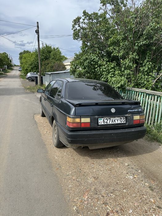 Продаю пассат б3 1.8