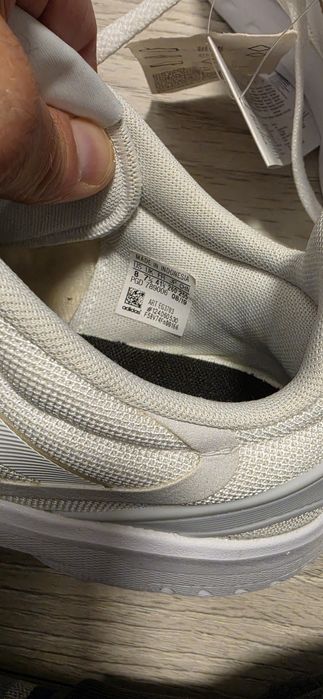 Adidas Nebzed 41 1/3 noi
