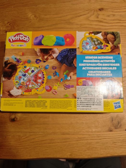 Безплатна доставка до BoxNow - Чисто ново Play-Doh чанта - килимче за игра с пластелин и формички