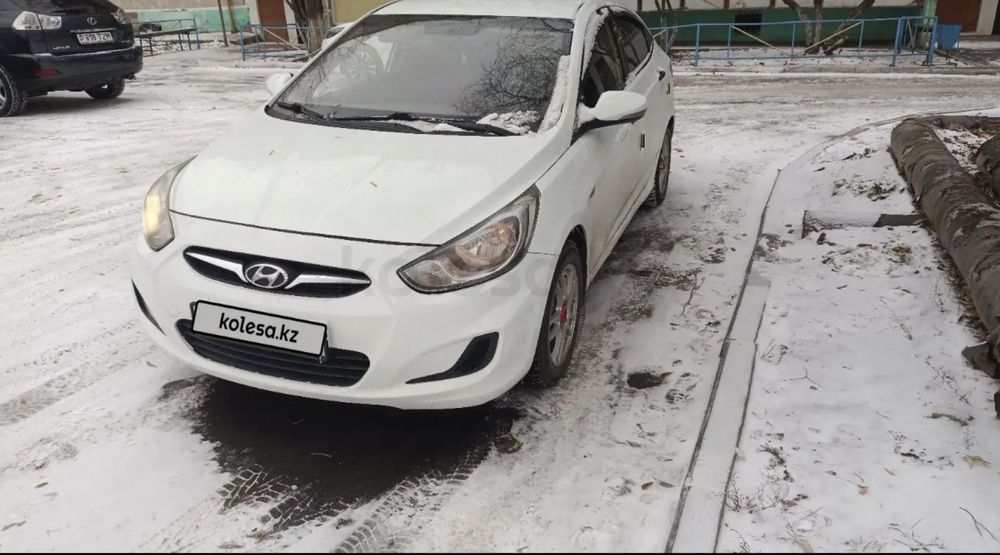 Hundai продам машину