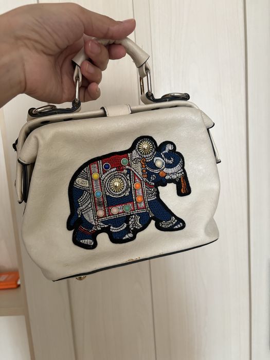 Сумка красивая продам