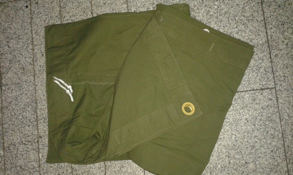 Foi de cort surplus militar
