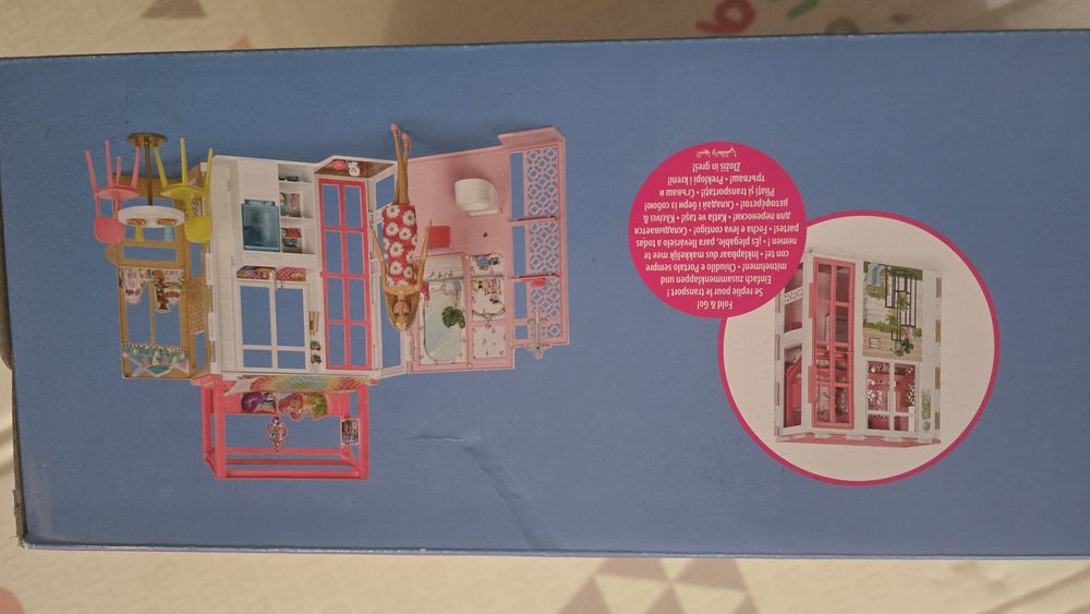 Нова къща за кукли Барби