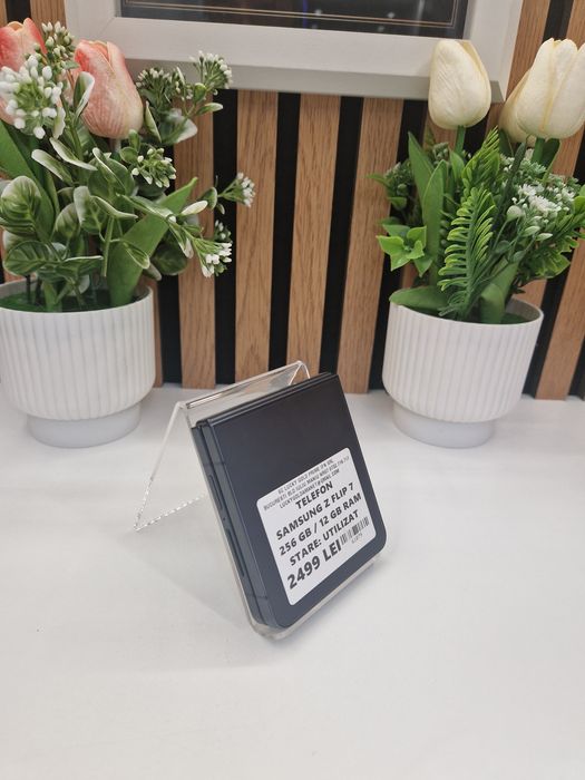 SAMSUNG Z FLIP 7 256 GB / 12 GB RAM Garantie ! #61079