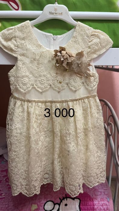 Платье детское летнее одевали по 1-2 раза