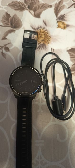 Suunto Baro 9 impecabil