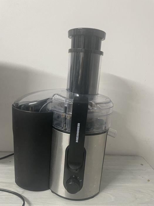 Storcator de fructe si legume Heinner HJE-1000IX