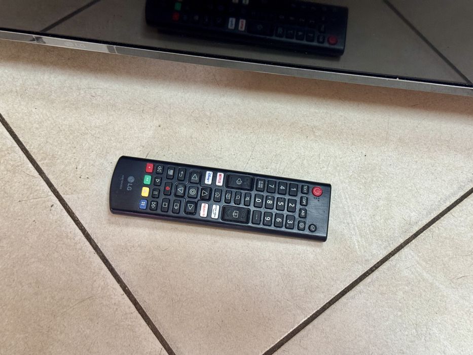 LG 75” инча Smart TV / 4K Ultra HD / LED / 75UR78003LK