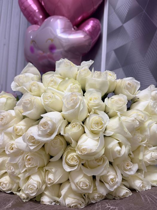 Түнде 12де келген гүлдер