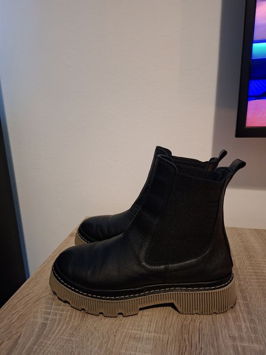 Ghete piele marimea 37