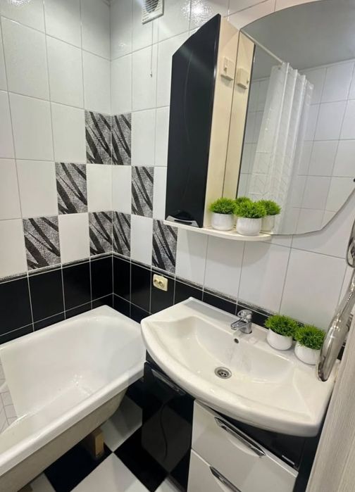 Продам 2х р-н маг. Сокол, нов план