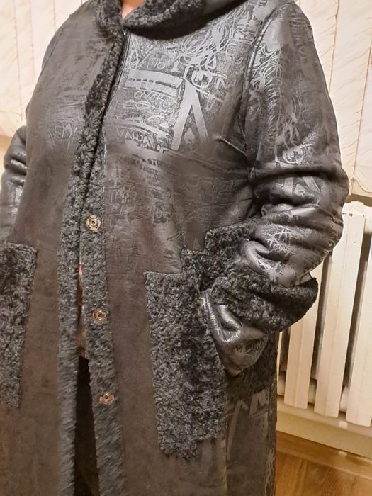 Теплое зимнее двухстороннее пальто 52-54