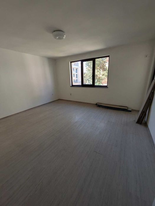 Продава се Тристаен апартамент в Бургас, Център - 156 кв.м за 1161 €/кв.м - Снимка #9