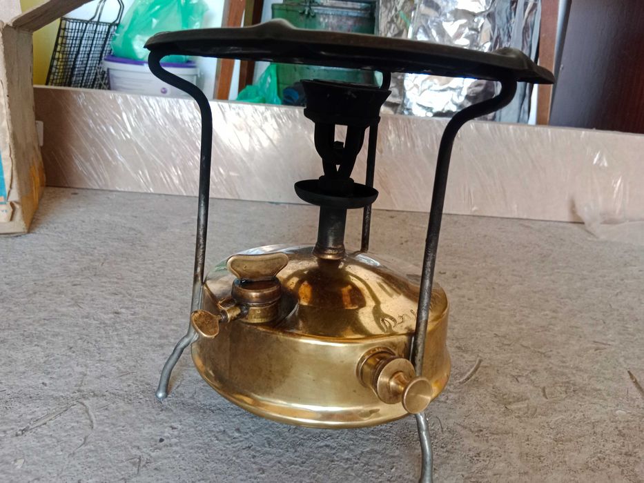 Продам старинный керосиновый примус