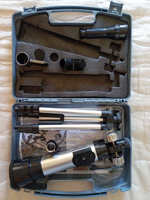 Продавам любителски телескоп