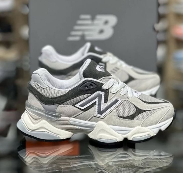 Нови обувки New Balance