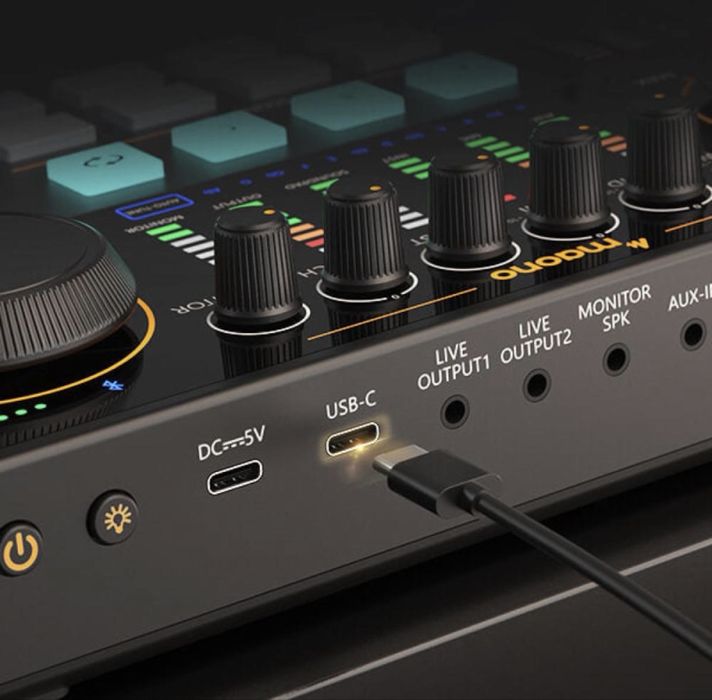 Maono AME2A — это звуковая карта + микшер + эффекты всё в одном.