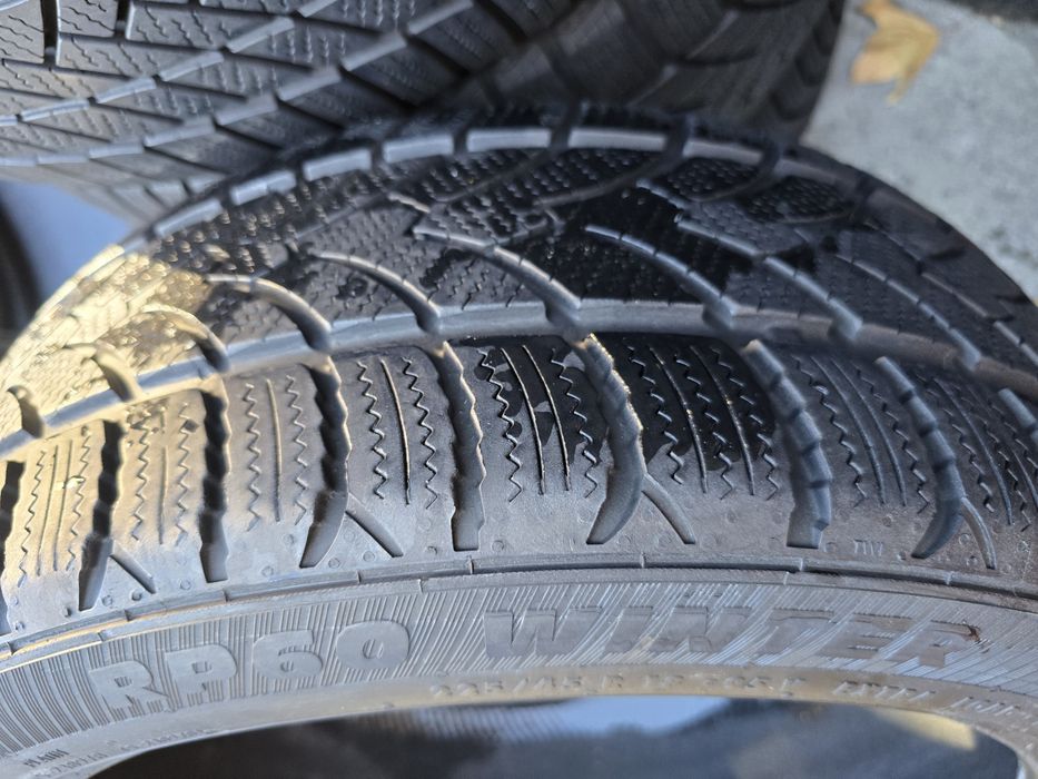 Anvelope iarna 225 45 18