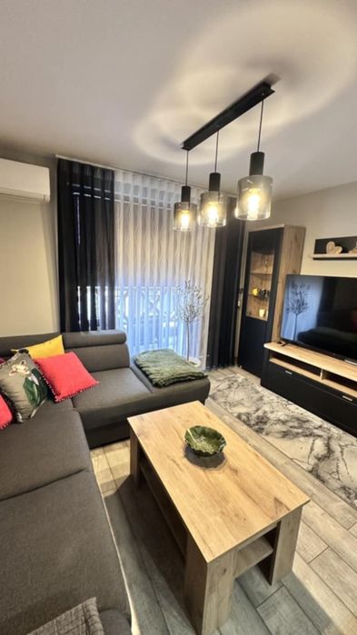 Луксозен апартамент за нощувки