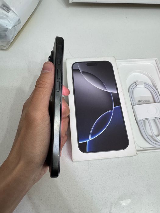Продам айфон 16 про макс 100% ЕСИМ Iphone 16 pro max