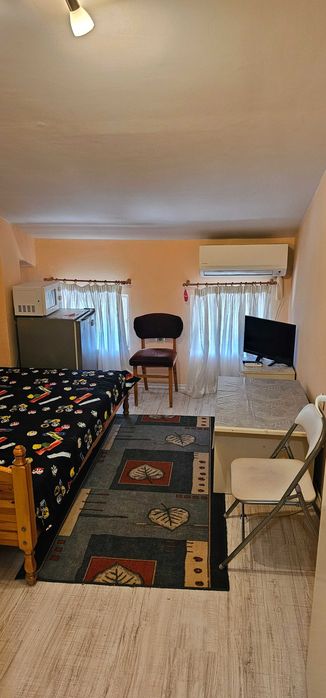 Дава се под наем Ателие в Пловдив, Христо Смирненски - 20 кв.м за 76.5 € - Снимка #1