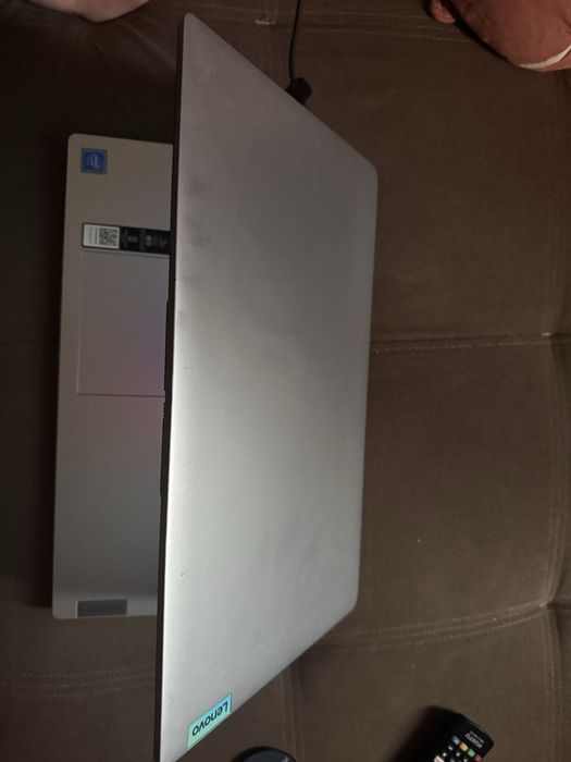 Продам ноутбук новый