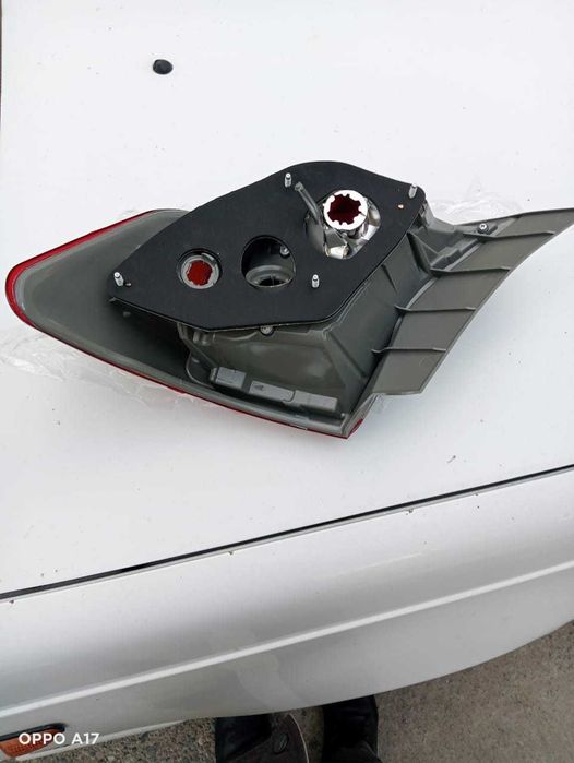 Задний левый фонарь Тойота Камри 50