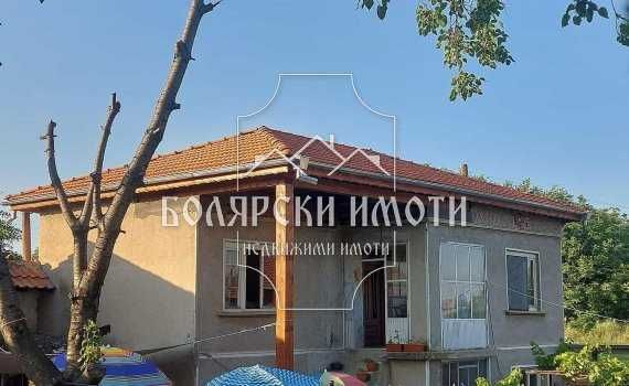 Къща в с. Патреш