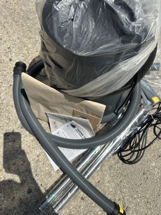 Karcher Aspirator uscat - umed NT 27/1 1380 W