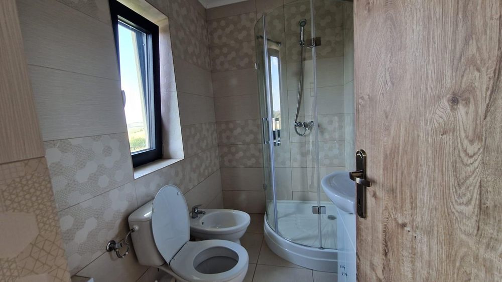 Casa individuala Miroslava langa LeGaga