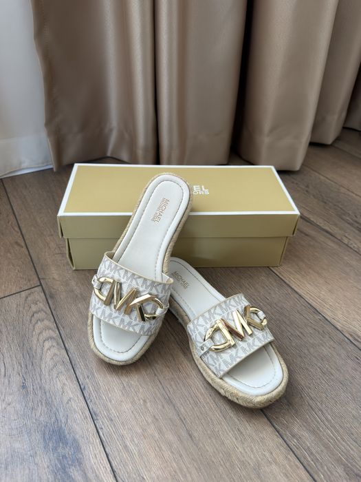 Дамски чехли Michael Kors