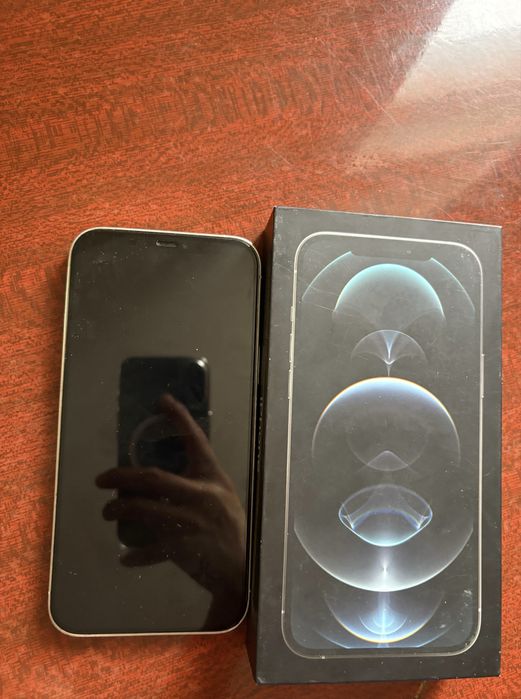 Iphone 12 pro max сатылады