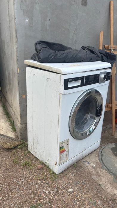 Продам стиралку нужен ремонт