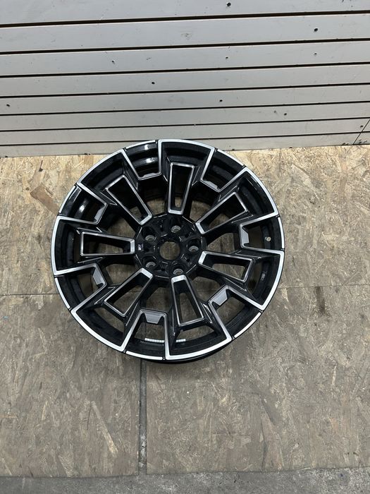 Janta 21 bmw M5 G90 style M952 spate 11j