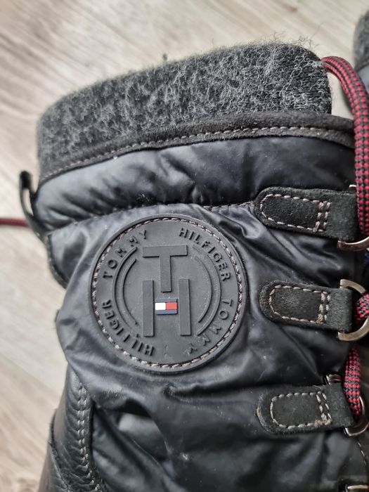 Ghete Tommy Hilfinger  nr 37