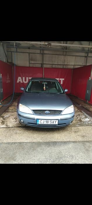 Vând Ford Mondeo pentru piese