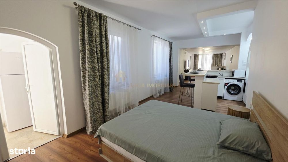 Apartament premium 80 mp Prima inchiriere Curte proprie 40 mp Strada P