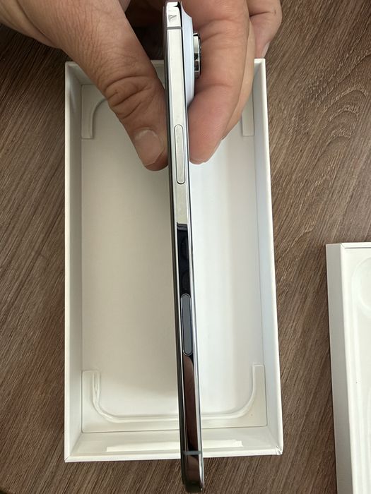 iPhone Air, Sky Blue, 256GB