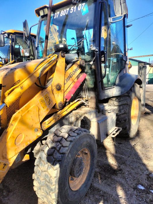 Трактор LuiGong китайский