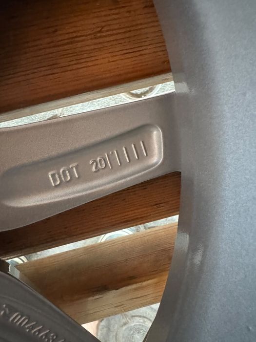 Оригинальные диски на BMW X5.