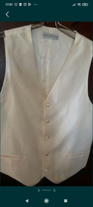 Продам рубашку вечерию .