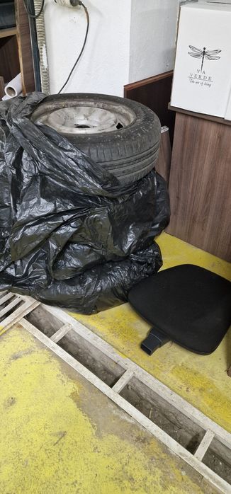 Гуми с джанти за Пежо 208